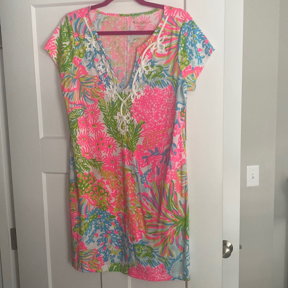Adorable, bright and fun Lilly dress!